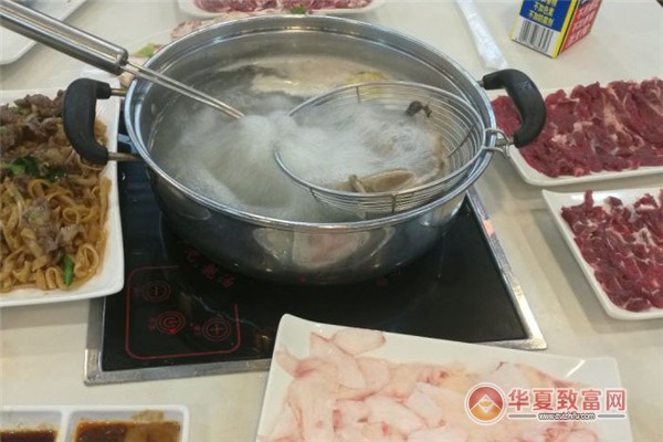 笙馫泰式风情火锅加盟